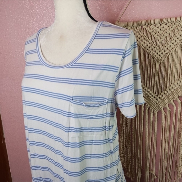 Market & Spruce | Striped Blue and White Top Tee Women's Medium M Scoop Neck EUC - Picture 4 of 6